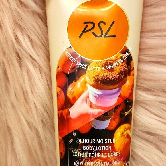 Brand New PINK Victoria's Secret PSL 24-HR. Body Lotion - Picture 3 of 3